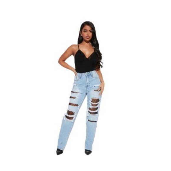 NWT Fashion Nova Town Gossip Non Stretch Ripped Straight Leg Jeans Light Blue - Picture 1 of 10